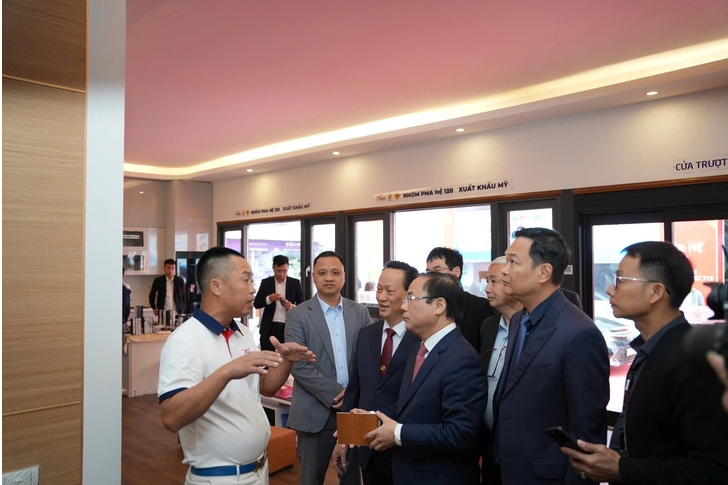 Gần 1.500 gian hàng giới thiệu sản phẩm mới, công nghệ xanh và phát triển bền ...